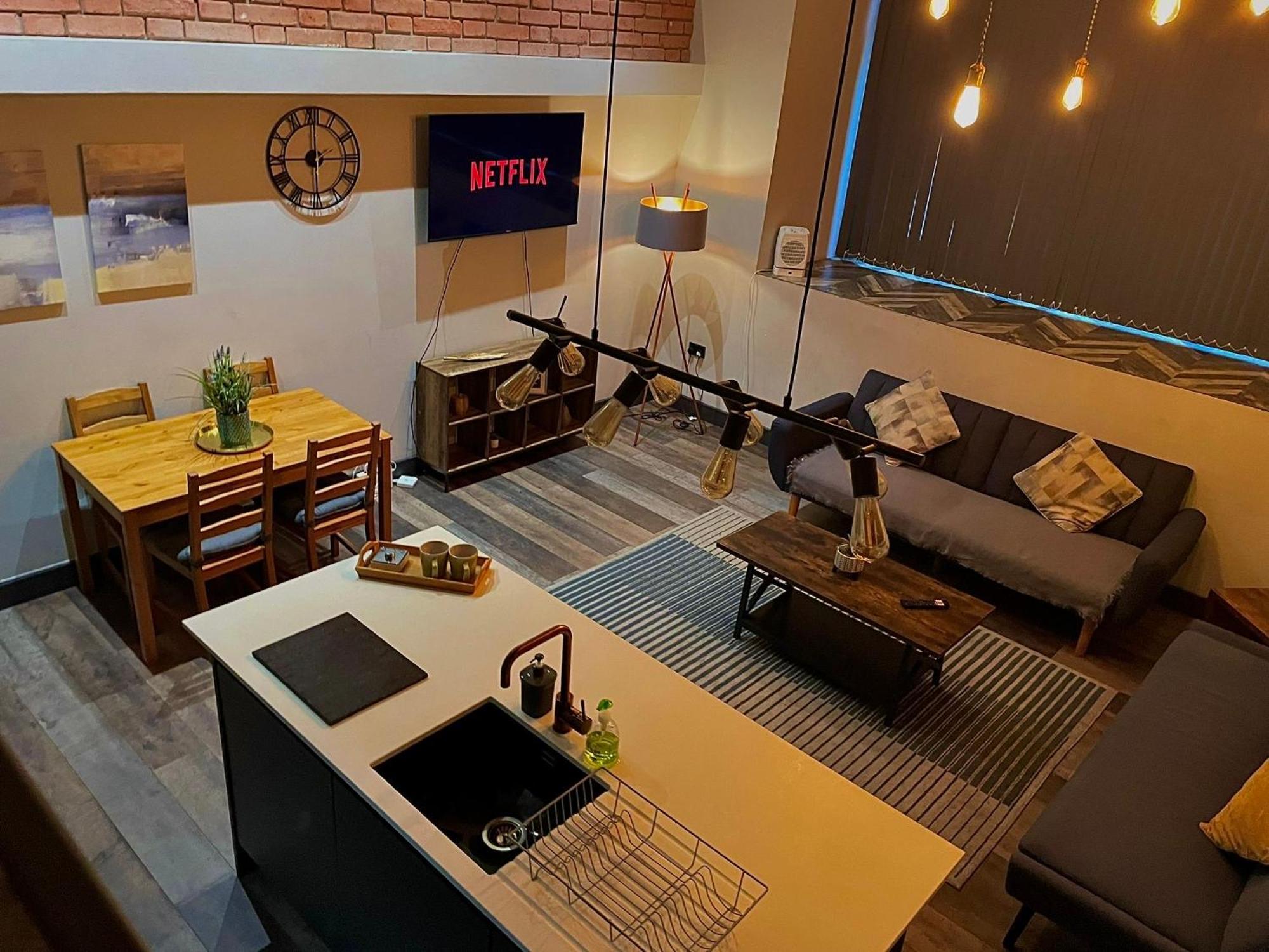 Artistic, Cozy, Stylish, Open Plan, City Centre 1Br Sheffield Bagian luar foto